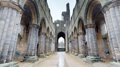 kirkstall-abbey