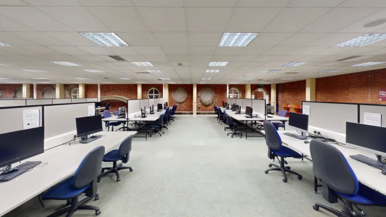 TtRpYb2qnC4-Photo_11